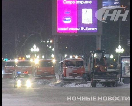 Мэр Екатеринбурга, его зам и другие подчиненные полночи колесили по городу, проверяли, как убирают снег 